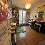 Apartment Near Montmartre
